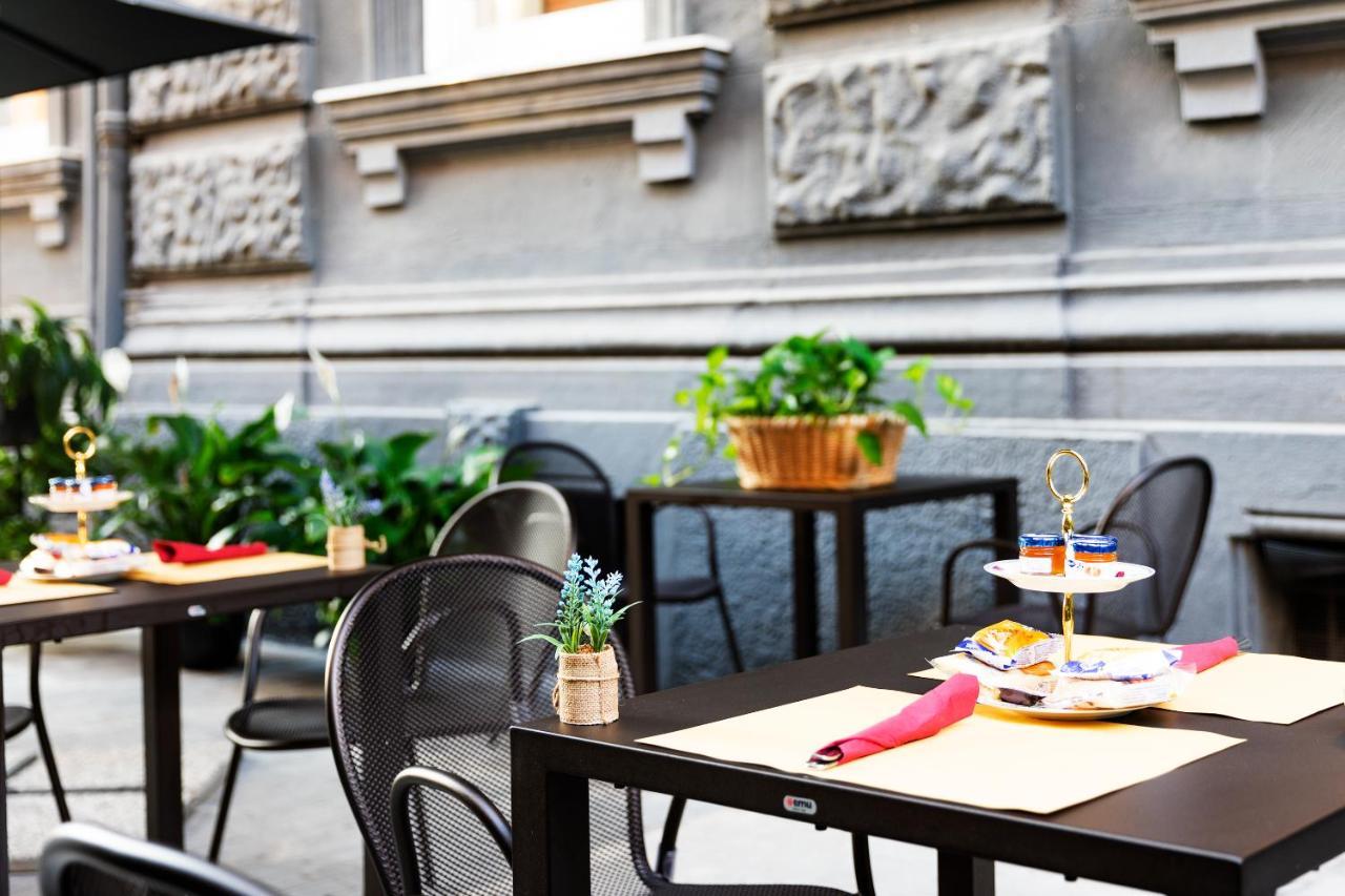 Rex Lifestyle Hotel Napoli Bagian luar foto
