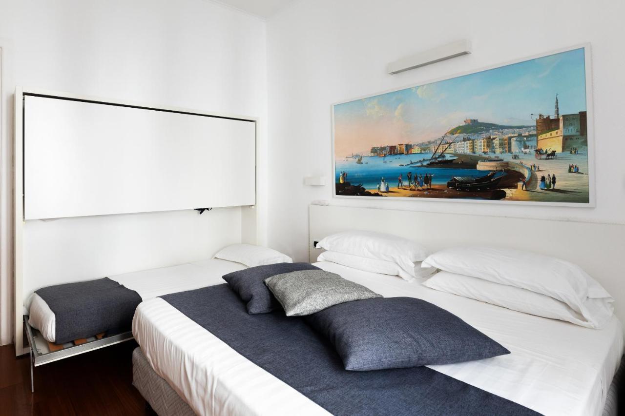 Rex Lifestyle Hotel Napoli Bagian luar foto