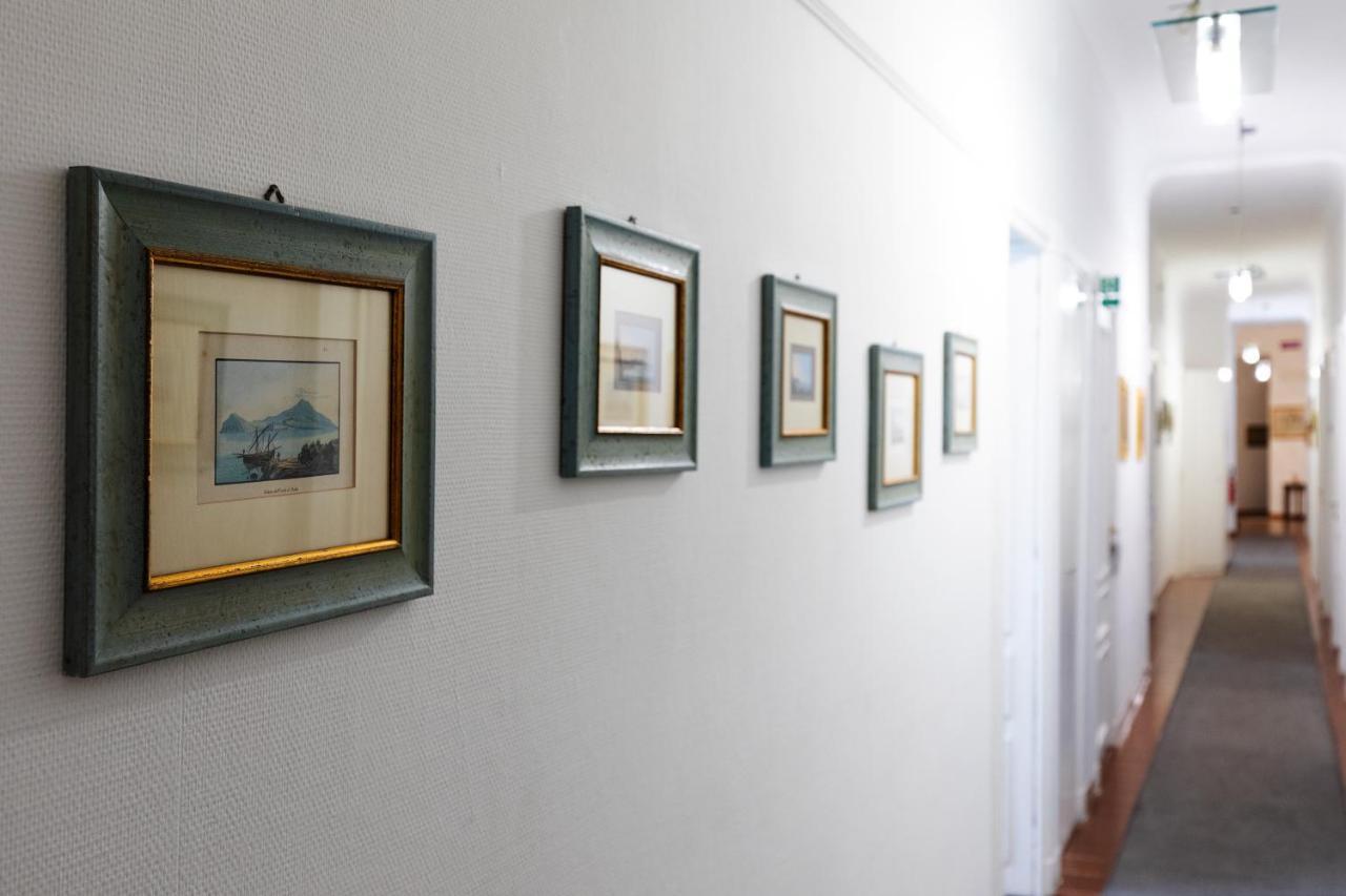 Rex Lifestyle Hotel Napoli Bagian luar foto
