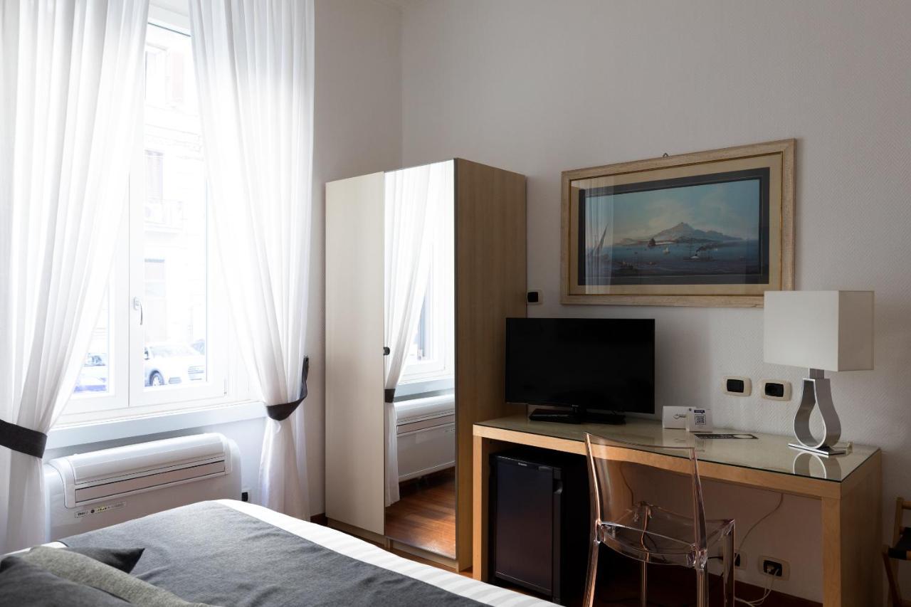 Rex Lifestyle Hotel Napoli Bagian luar foto