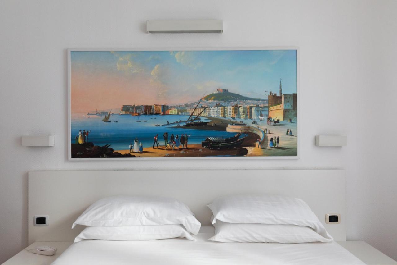 Rex Lifestyle Hotel Napoli Bagian luar foto