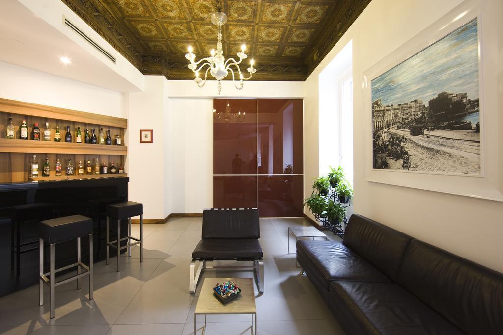 Rex Lifestyle Hotel Napoli Bagian luar foto