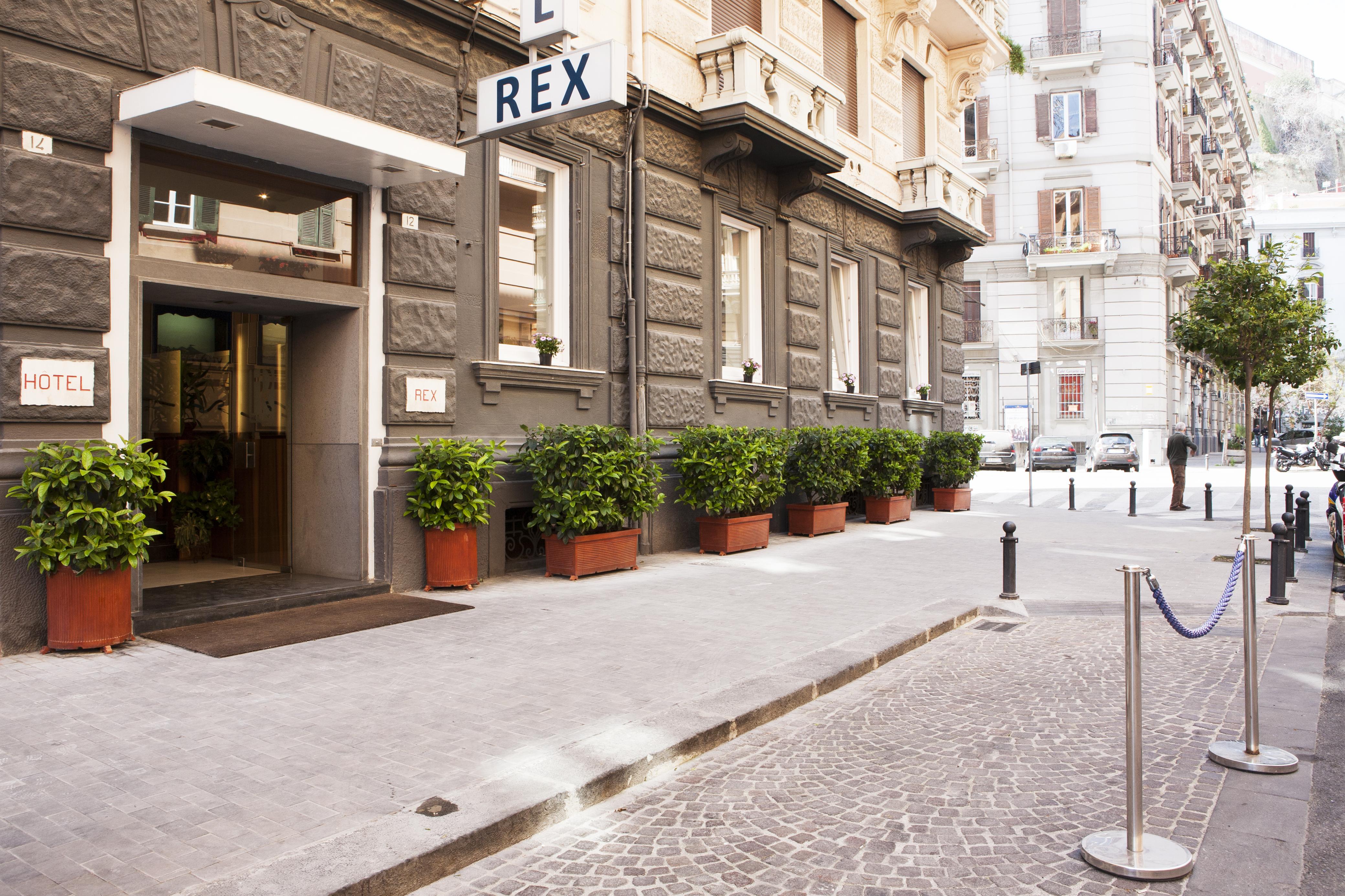 Rex Lifestyle Hotel Napoli Bagian luar foto